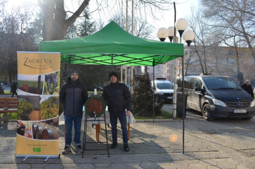 Първомайци отбелязаха празника на виното