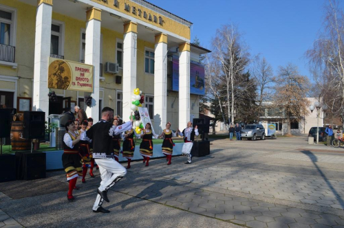 Първомайци отбелязаха празника на виното