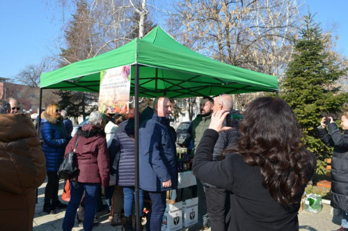 Първомайци отбелязаха празника на виното