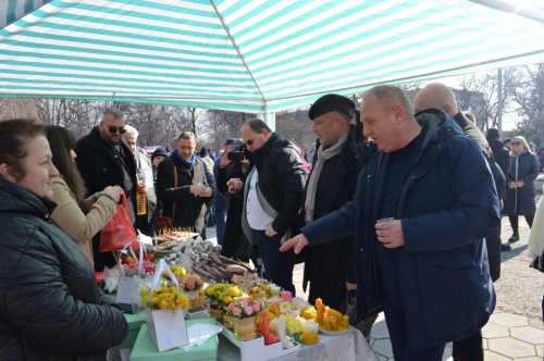 Първомайци отбелязаха празника на виното